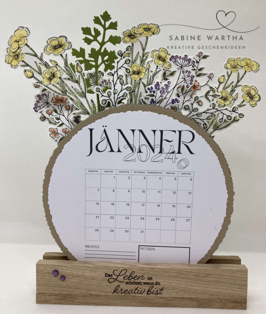 Holzständer vom Stehkalender in Blumenvasenform